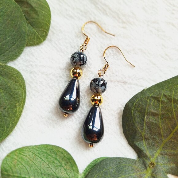 Black & Gold Teardrop Earrings, Whimsigoth Chic Earrings, Boho Grunge Earrings - Picture 1 of 7